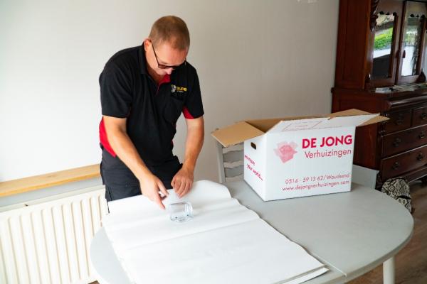 Servies inpakken op de juiste manier