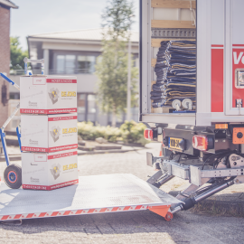 Verhuisdozen inladen