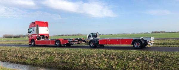 De nieuwe aanhanger van De Jong Verhuizingen